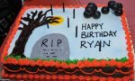halloween-birthday-cakes-2.jpg