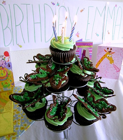 butterfly birthday party cupcakes