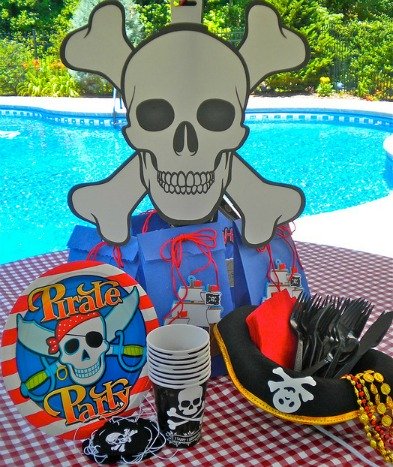 pirate party decorating